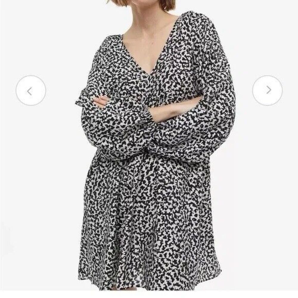 NWOT cotton babydoll  v-neck mini dress Animal Print‎ Aline Dress Sz XS by H & M